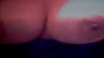 Güzel Genç Webcam Önünde ev porno Seks Keyfini Çıkarıyor